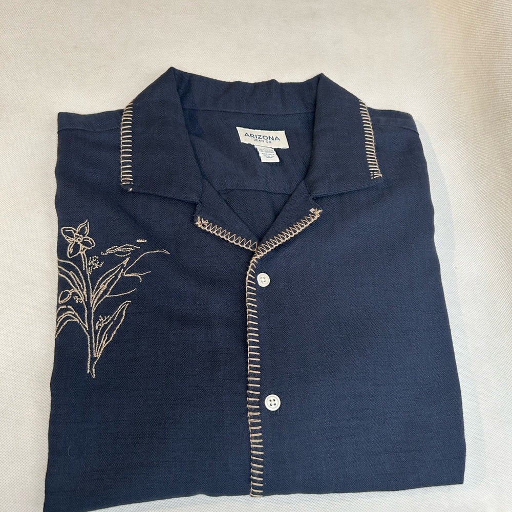 Arizona Jean Company Navy Casual Button Down Shirt